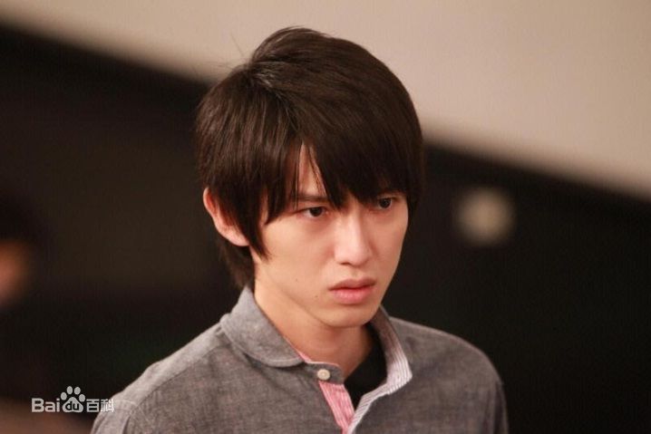 本乡奏多(本郷奏多（平假名：ほんごう かなた/罗马音：Hongo Kanata）)未来日记-ANOTHER:WORLD-图册