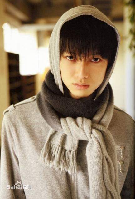 本乡奏多(本郷奏多（平假名：ほんごう かなた/罗马音：Hongo Kanata）)本郷奏多性感图片图集