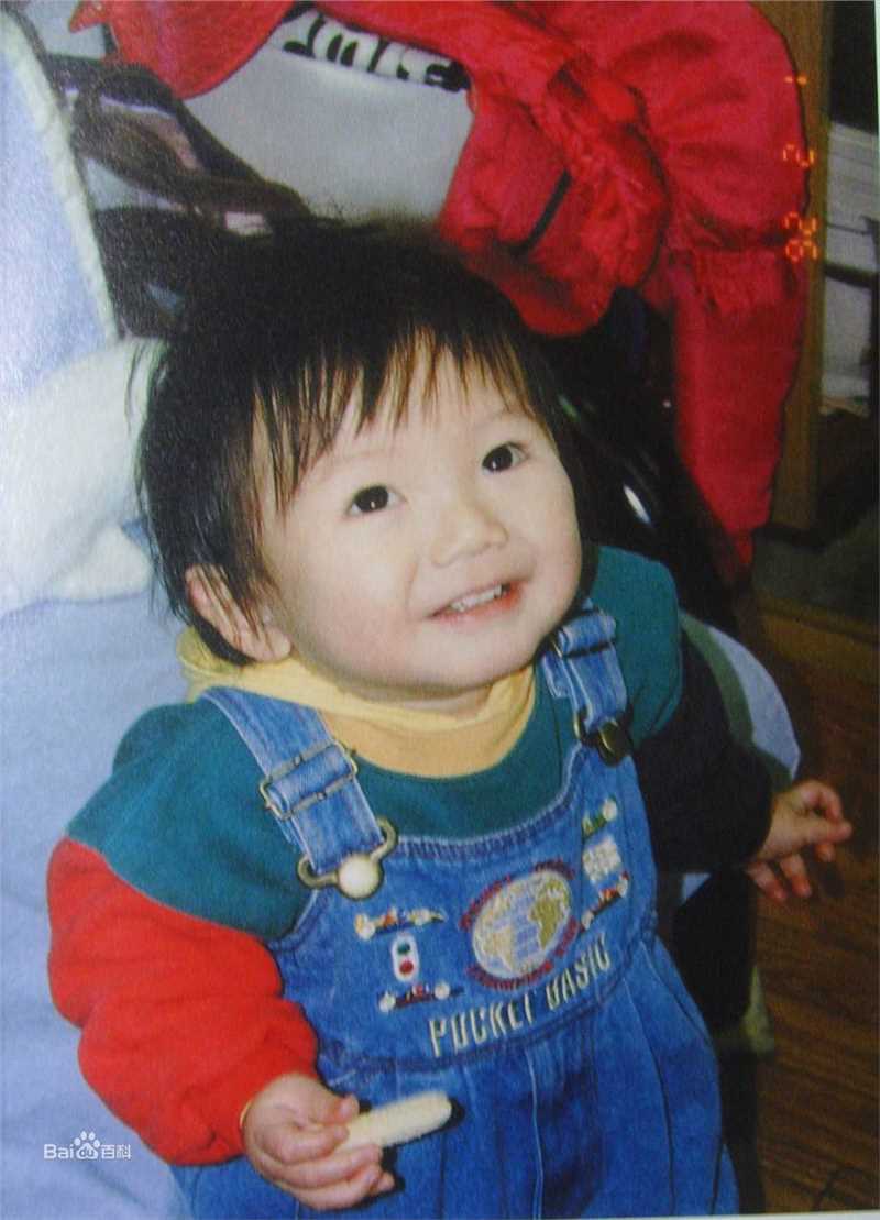 本乡奏多(本郷奏多（平假名：ほんごう かなた/罗马音：Hongo Kanata）)-童年性感图片图集