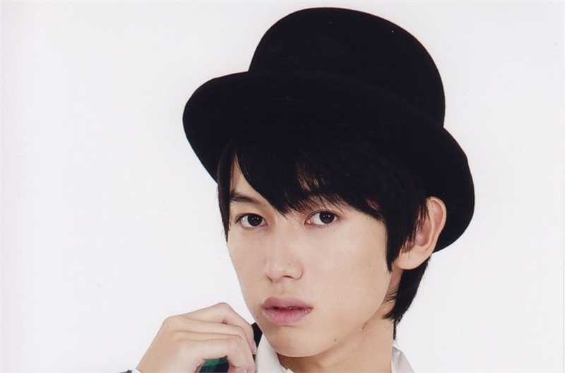 最新本乡奏多(本郷奏多（平假名：ほんごう かなた/罗马音：Hongo Kanata）)性感图片