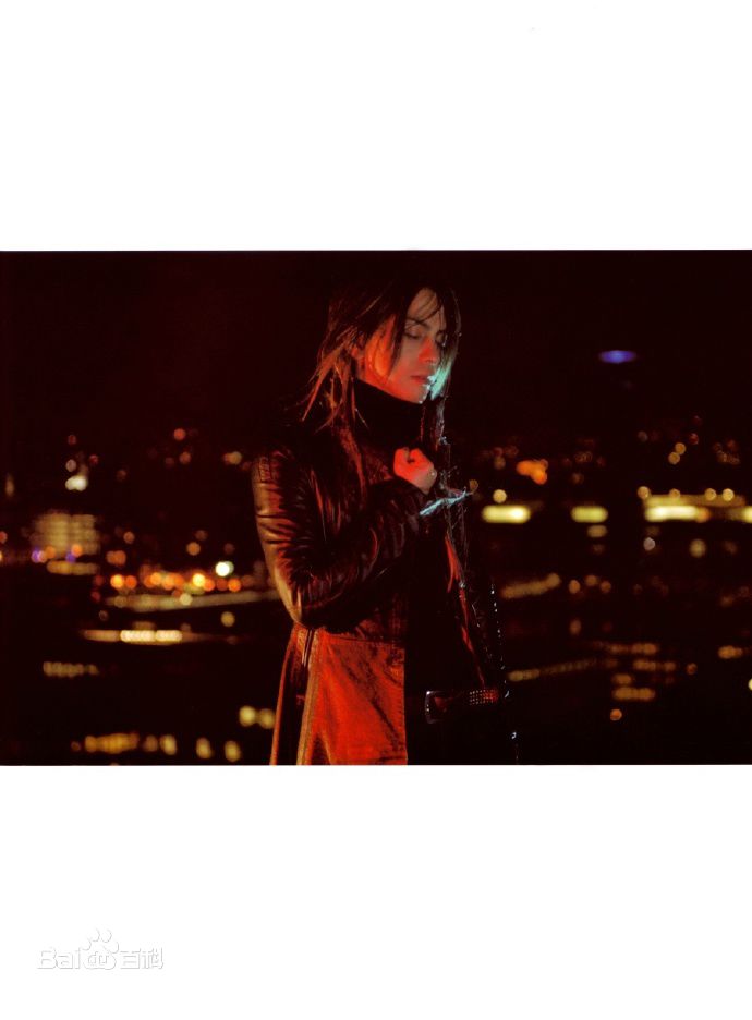 宝井秀人(たからい ひでと、Takarai Hideto)下弦之月壁纸壁纸