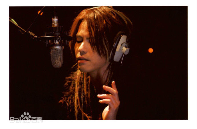 宝井秀人(たからい ひでと、Takarai Hideto)下弦之月壁纸壁纸