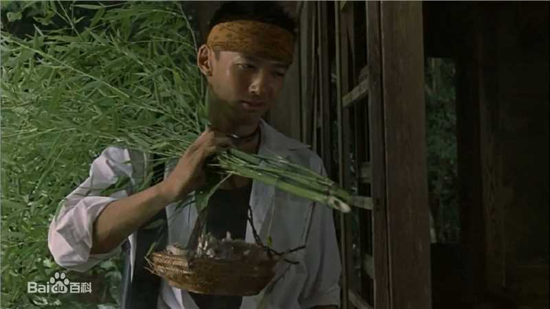 精选山本太郎(ヤマモトタロウ、Tar  Yamamoto)在《大逃杀》2000中的图册