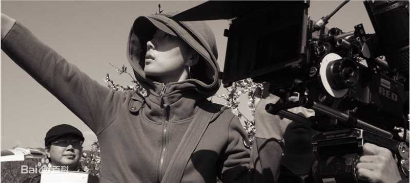 宋金笑(宋佳人)在片场性感图片图集