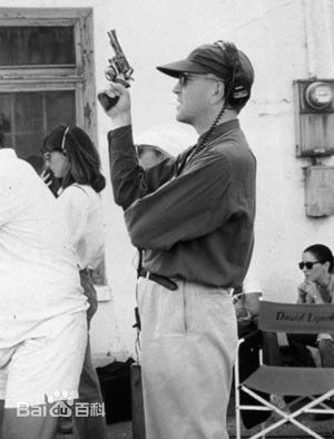 大卫·林奇(David Lynch)前后照片