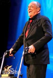 最新贝纳尔多·贝托鲁奇(Bernardo Bertolucci)壁纸