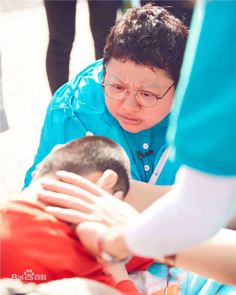 韩红(Han Hong)公益活动照片壁纸壁纸