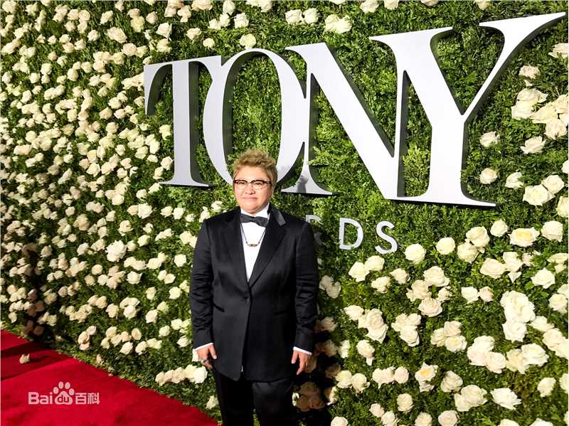 韩红(Han Hong)参加美国托尼奖前后照片