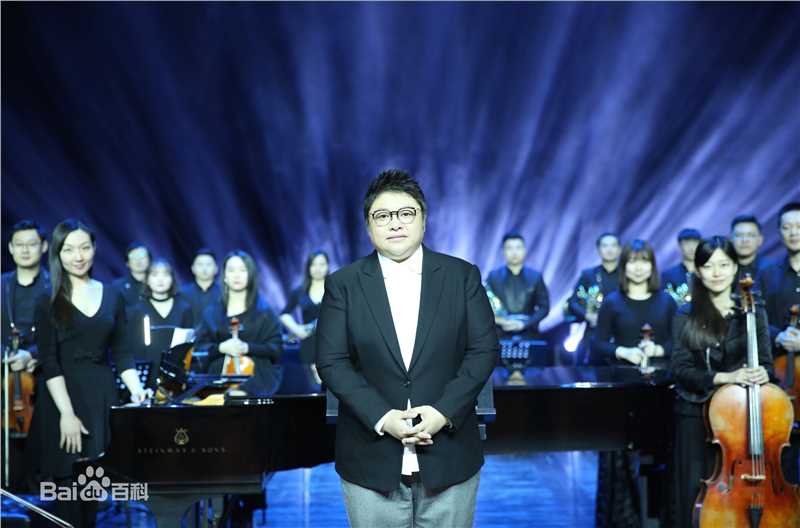 最新韩红(Han Hong)在作曲音乐剧《阿尔兹记忆的爱情》中的壁纸