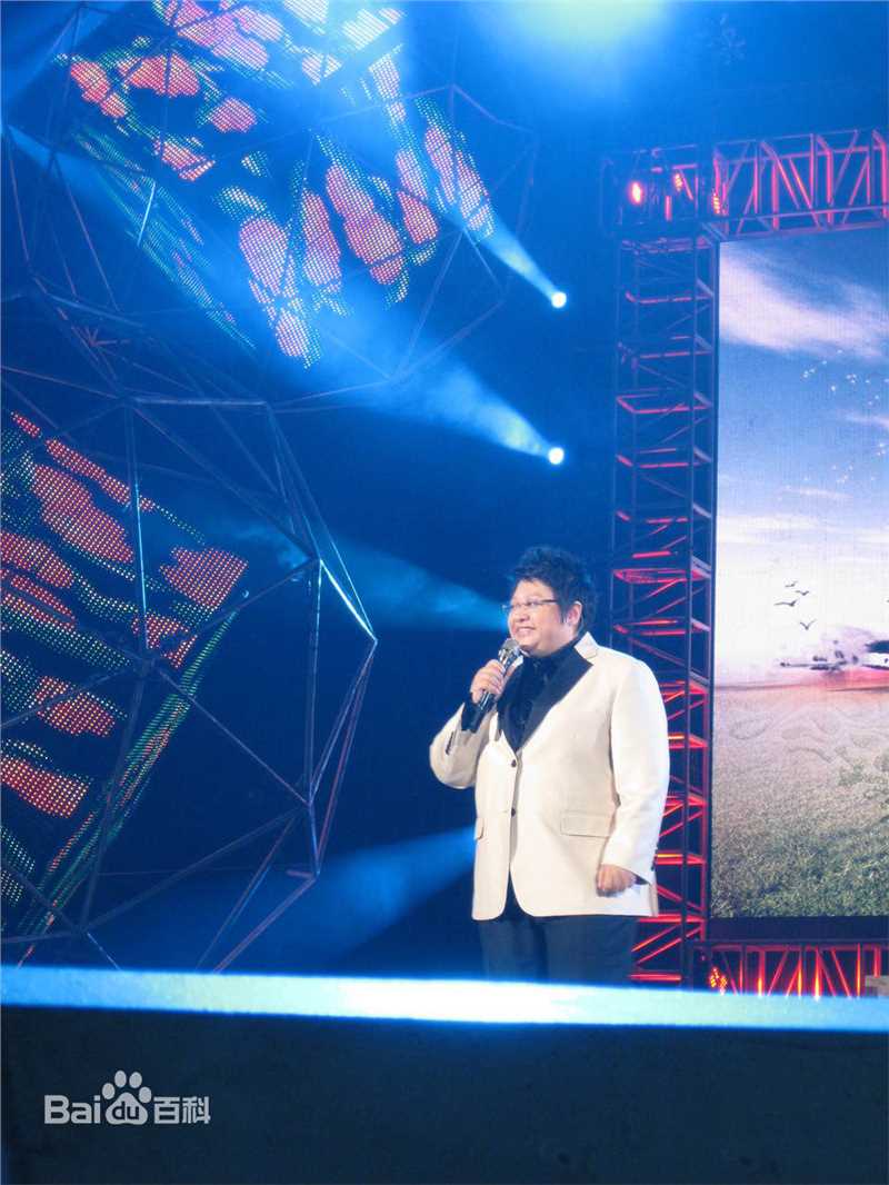 韩红(Han Hong)2011塘栖枇杷前后照片