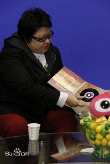 韩红(Han Hong)首次做客新浪性感图片图集