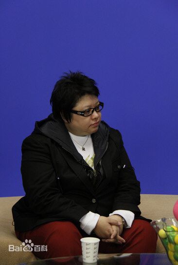 韩红(Han Hong)首次做客新浪性感图片图集