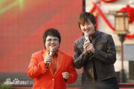 韩红(Han Hong)听我的声音发布会现场壁纸壁纸