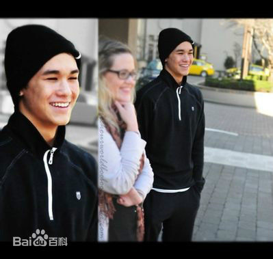 波波·斯图尔特(Booboo Stewart 、 Nils Allen Stewart Jr（本名）)波波图册前后照片