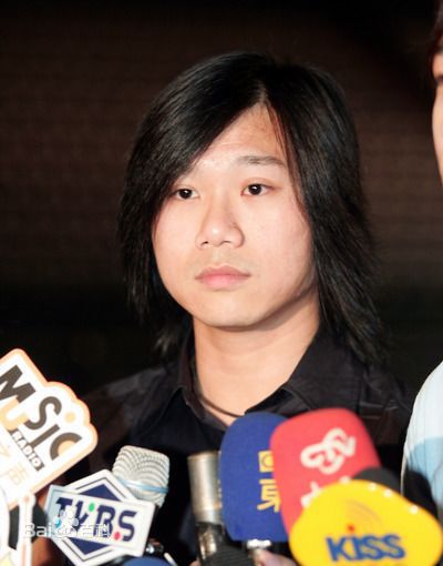 (Mayday)成员-玛莎素颜照壁纸