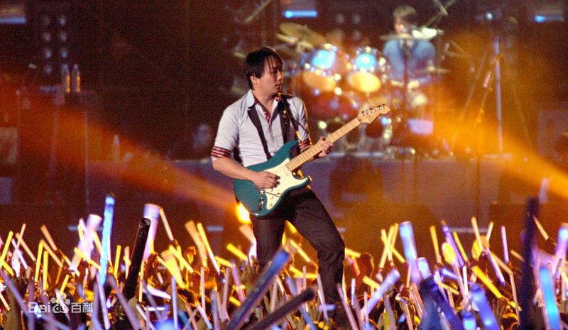 (Mayday)成员-石头生活照相册