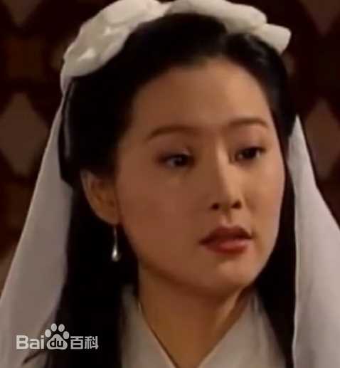 侯炳莹(April Hou)最新壁纸