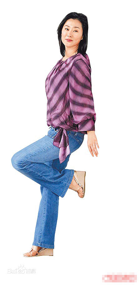 侯炳莹(April Hou)最新壁纸