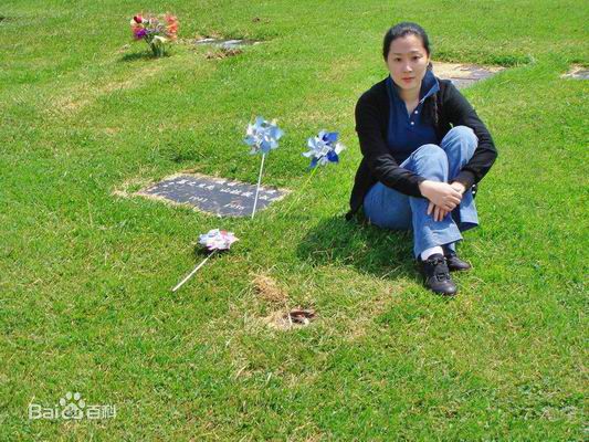 最新侯炳莹(April Hou)精彩图册