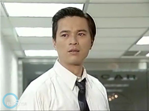 高清李兴文(News Lee)在《午夜风铃》视频截图中的图集