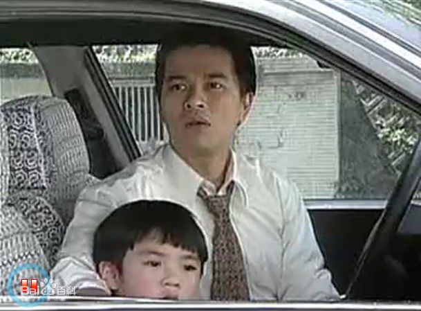 高清李兴文(News Lee)在《午夜风铃》视频截图中的图集