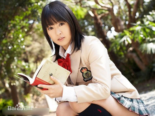 七海奈奈(七海なな（原名）、Nanaumi Nana)前后照片