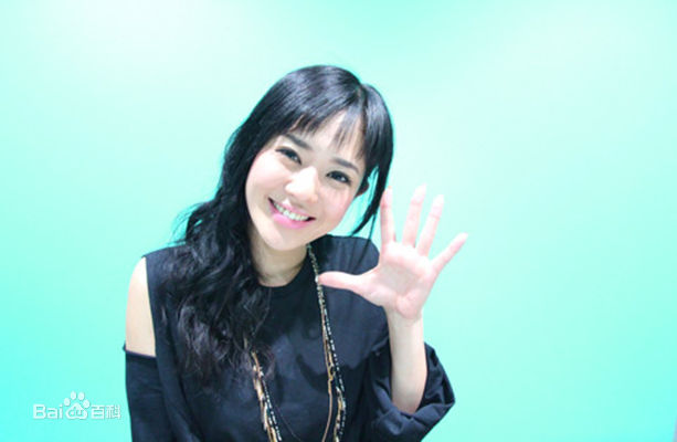 苍井空(日文名：蒼井そら，平假名：あおい そら，罗马拼音：aoi sora，英文名：Aoi sola)杂志