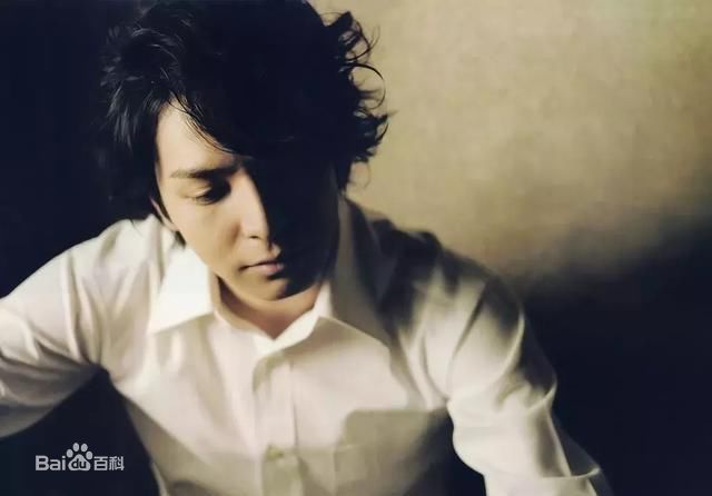 生田斗真(イクタトウマ、いくた とうま、Ikuta Touma)影视形象素颜照相册