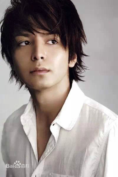 生田斗真(イクタトウマ、いくた とうま、Ikuta Touma)精选杂志图册