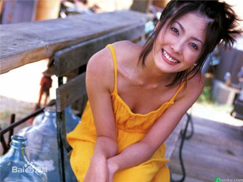 平山绫(Aya Hirayama)