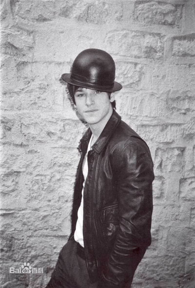 精选加斯帕德·尤利尔(Gaspard Ulliel)精彩图册