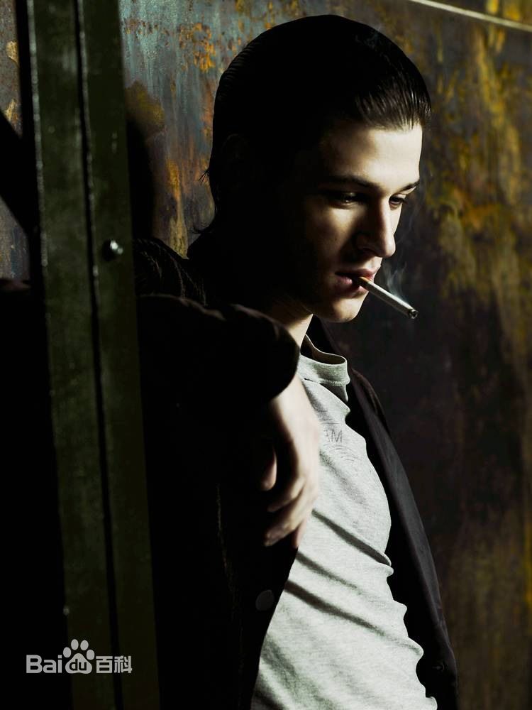 精选加斯帕德·尤利尔(Gaspard Ulliel)精彩图册