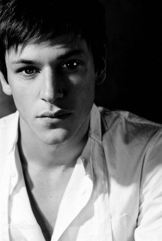 精选加斯帕德·尤利尔(Gaspard Ulliel)精彩图册