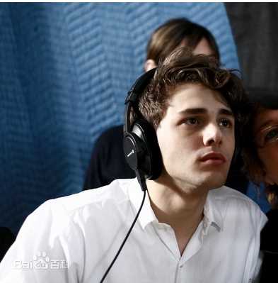 加斯帕德·尤利尔(Gaspard Ulliel)前后照片