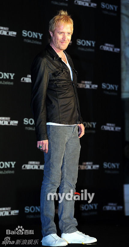 最新Rhys Ifans精彩图册