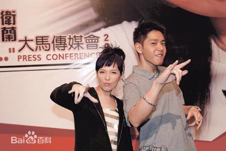 应昌佑(Charles)活动照性感图片图集