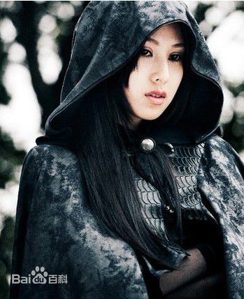 房思瑜(Serena Fang)-死神少女素颜照壁纸