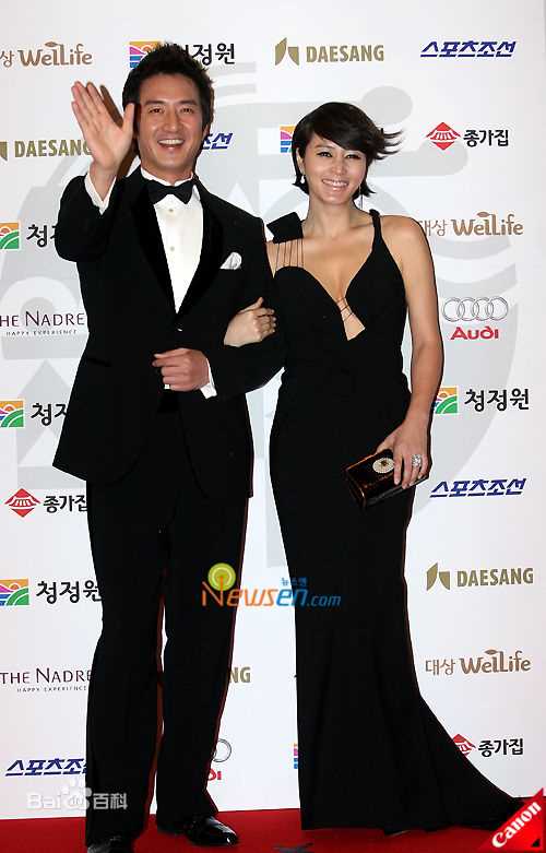 金惠秀(/Kim hyesoo)活动照壁纸壁纸