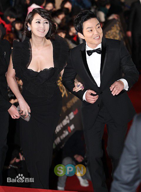 金惠秀(/Kim hyesoo)活动照壁纸壁纸