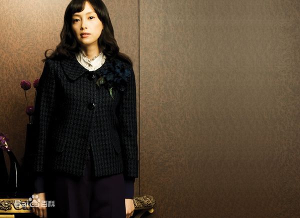 李奈映(Lee Na Young)的各种着装照壁纸壁纸