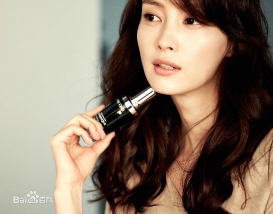李奈映(Lee Na Young)广告照前后照片
