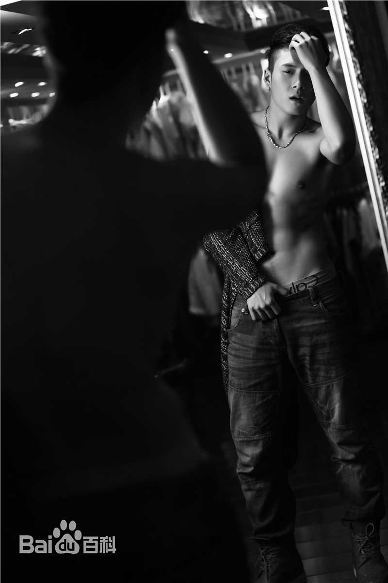 韩东君(Elvis Han)前后照片