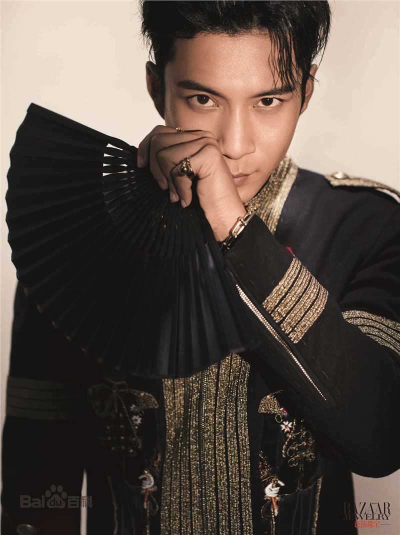 韩东君(Elvis Han)芭莎珠宝素颜照壁纸