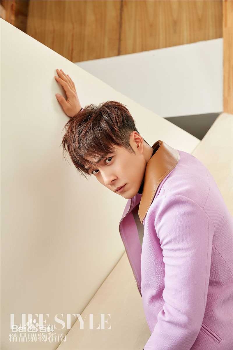 韩东君(Elvis Han)精品购物指南素颜照相册