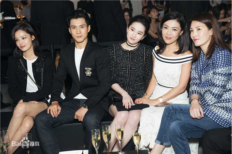 韩东君(Elvis Han)香奈儿香水发布会生活照相册