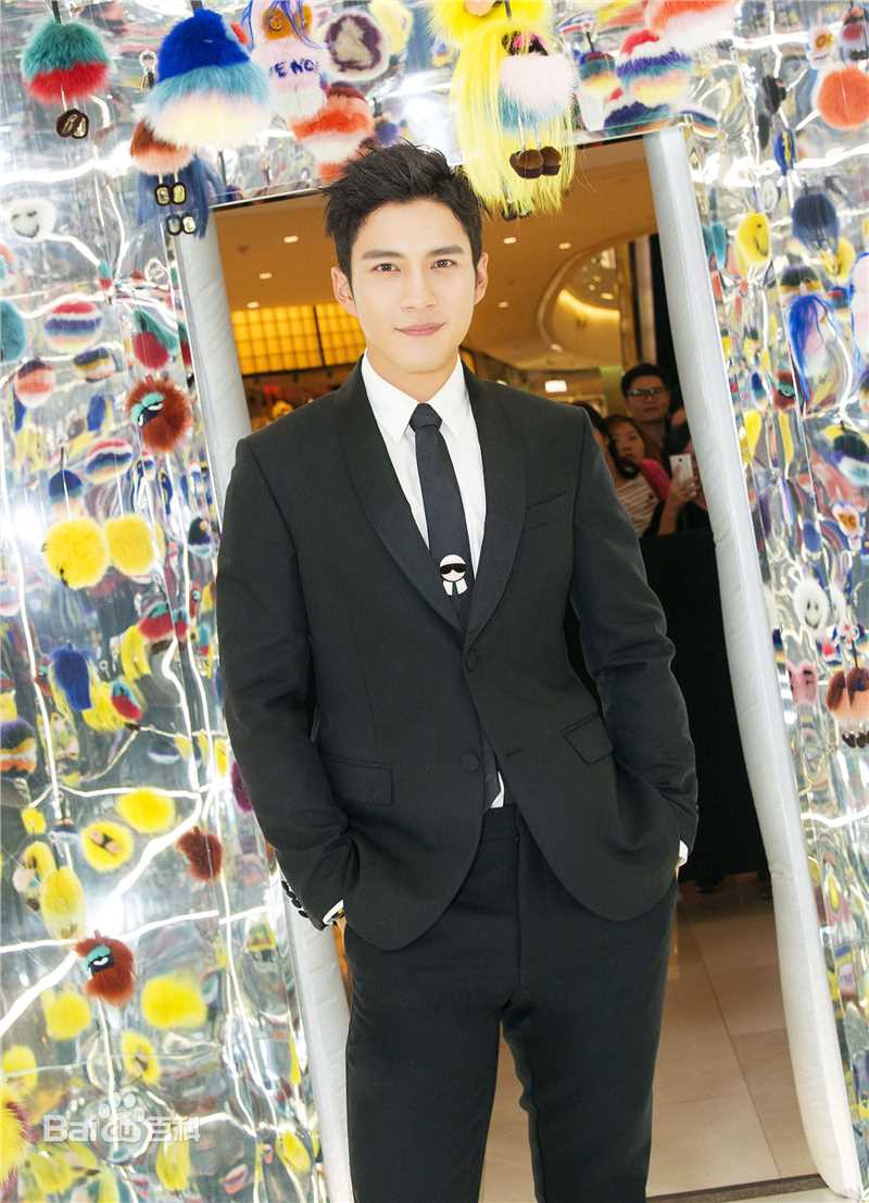 韩东君(Elvis Han)Fendi品牌活动图片图集