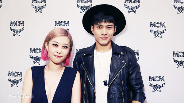 韩东君(Elvis Han)2016年伦敦春夏时装周前后照片