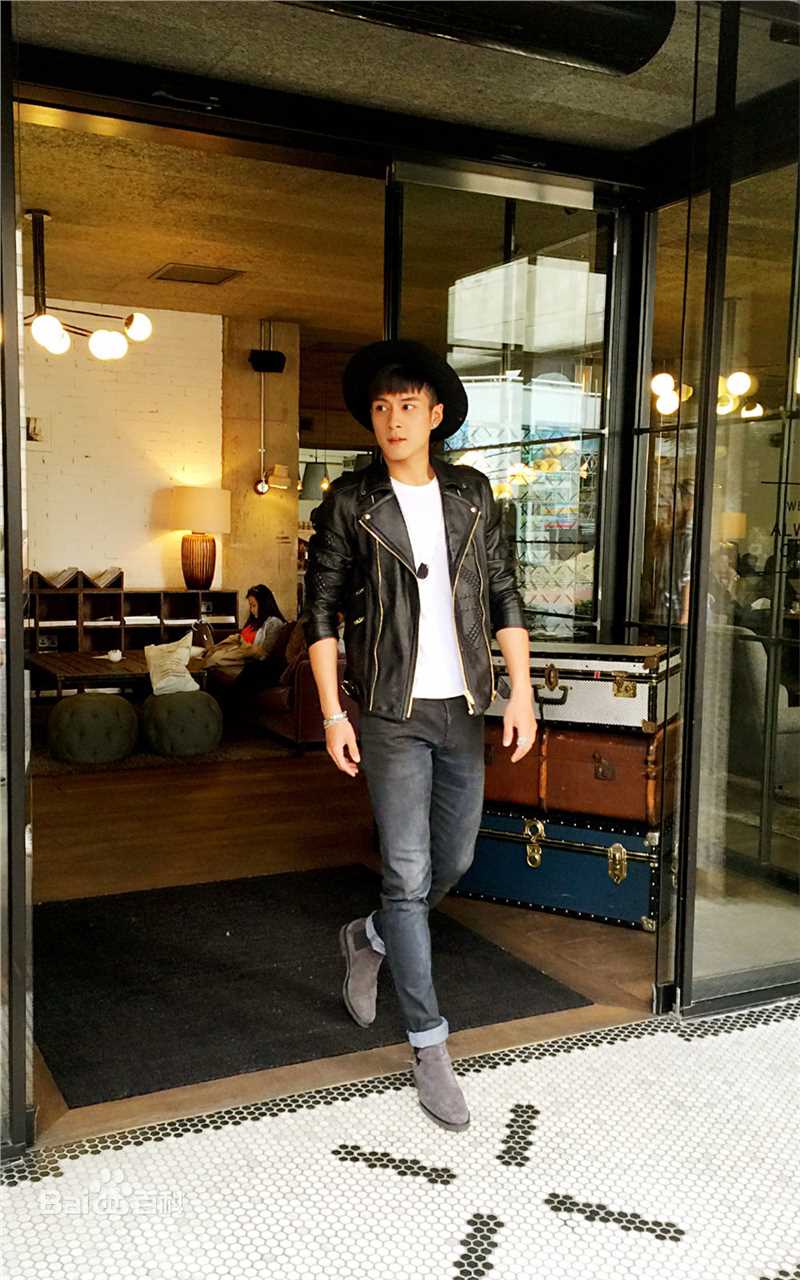 韩东君(Elvis Han)2016年伦敦春夏时装周前后照片