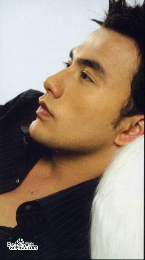 黄志玮(Jerry)出席活动照壁纸壁纸