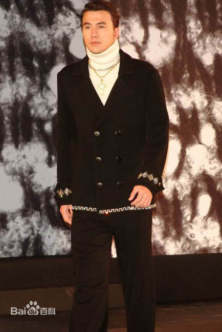 黄志玮(Jerry)出席活动照壁纸壁纸